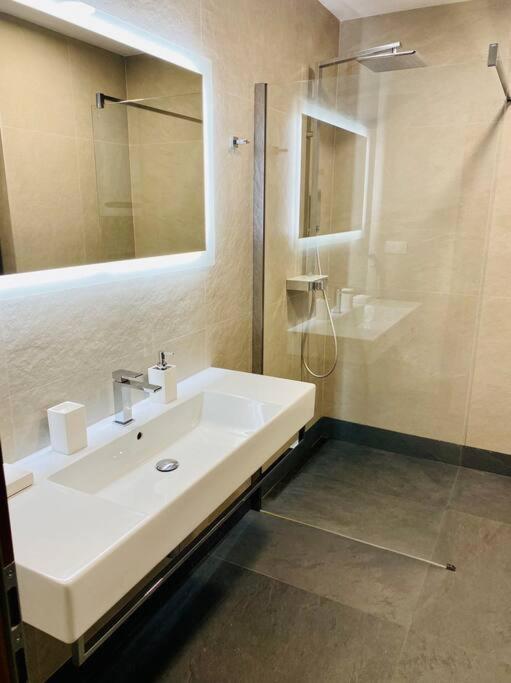 Nasimo Inside Apartment โซเฟีย ภายนอก รูปภาพ
