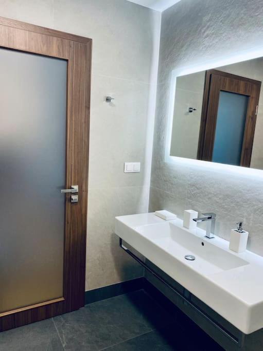 Nasimo Inside Apartment โซเฟีย ภายนอก รูปภาพ