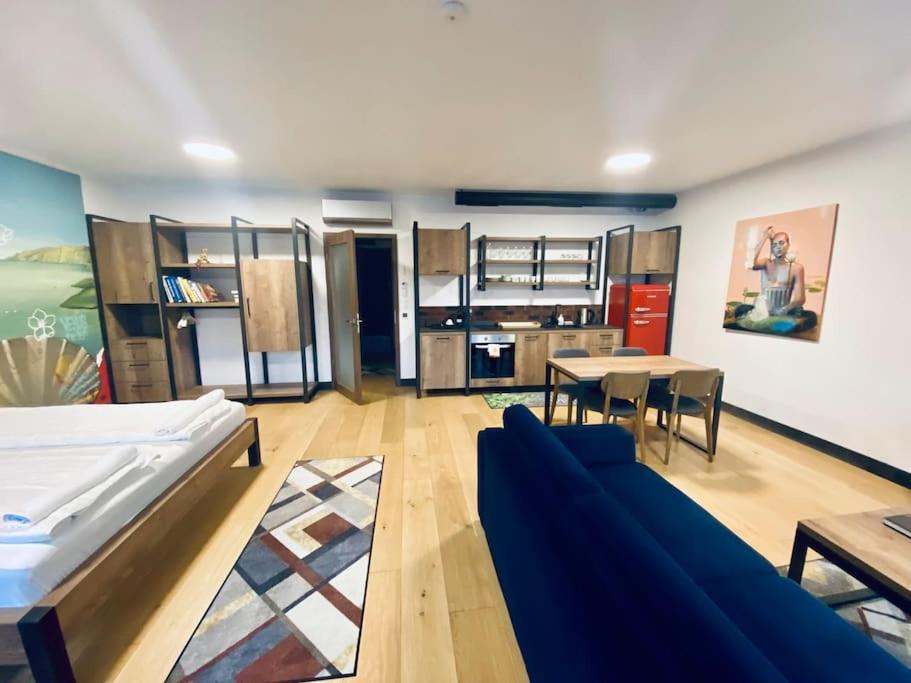 Nasimo Inside Apartment โซเฟีย ภายนอก รูปภาพ